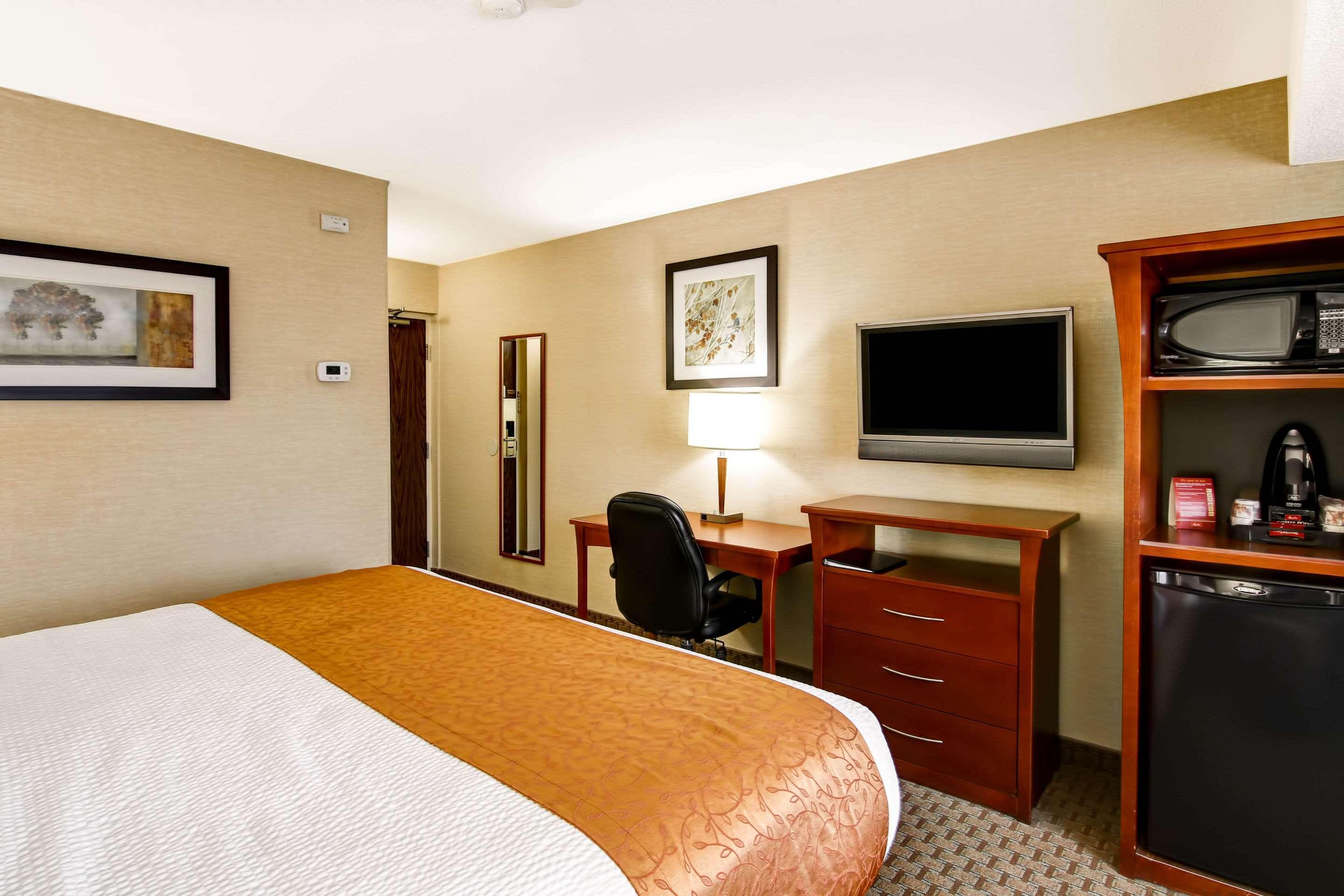 Quality Inn Kitchener Exteriör bild