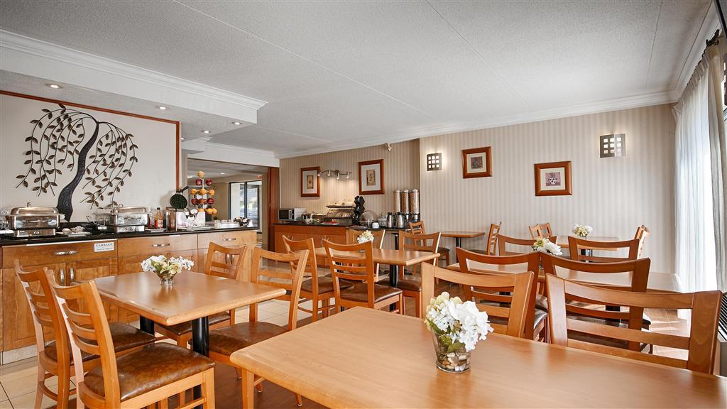 Quality Inn Kitchener Exteriör bild